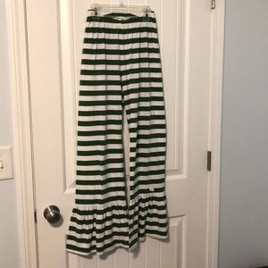 Women’s ruffled pants